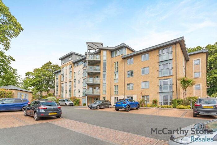 1 Bedroom Apartment For Sale In Trinity Court, Oxford Road, Halifax, HX1