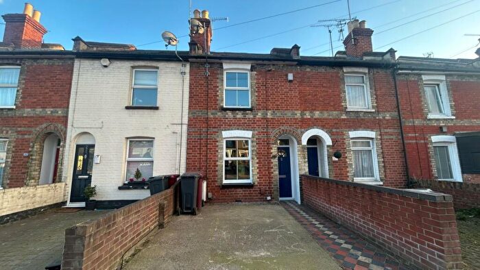 3 Bedroom House To Rent In Gosbrook Road, Caversham, Reading, Berkshire, RG4