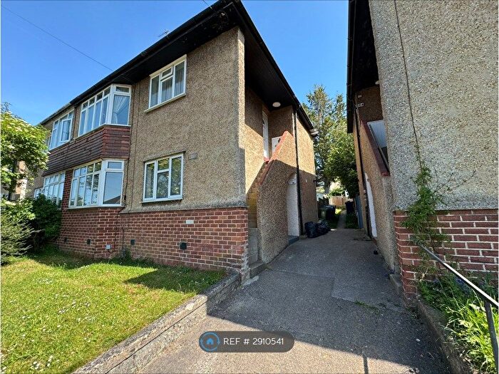 2 Bedroom Flat To Rent In Marston, Oxford, OX3