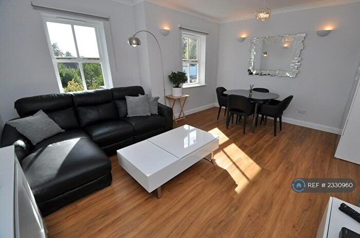 1 Bedroom Flat To Rent In Southgate Road, London, N1