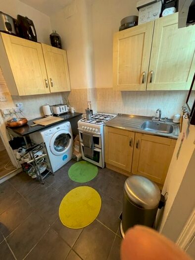 1 Bedroom Flat To Rent In Cricklewood Broadway, London, NW2