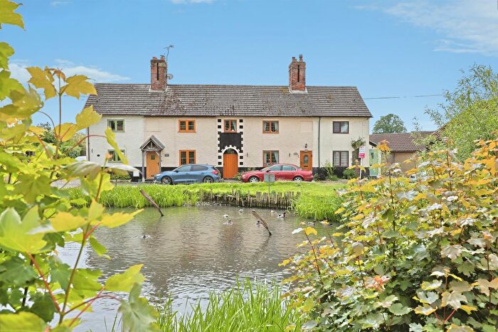 3 Bedroom Cottage For Sale In Goose Green, Ashill, IP25