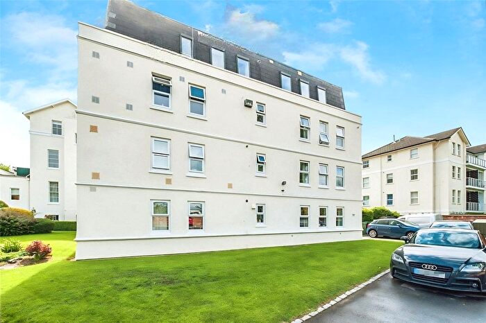 1 Bedroom Flat For Sale In Flat Beaufort Court, The Park, Cheltenham, GL50