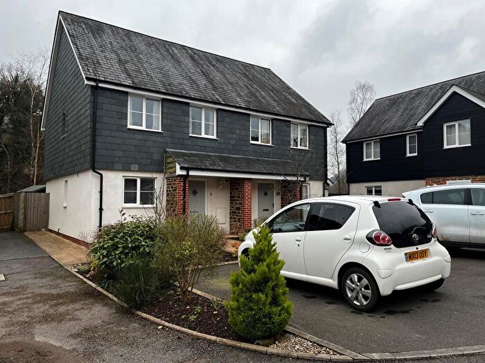 2 Bedroom Semi-Detached House For Sale In Quarryman Close, Bampton, Tiverton, EX16
