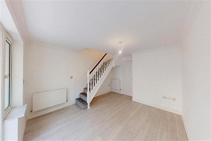 2 Bedroom End Of Terrace House To Rent In Willow Tree Close, Abridge, Romford, RM4