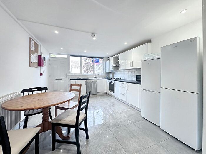 6 Bedroom Terraced House To Rent In Heritage Close, Uxbridge, Greater London, UB8