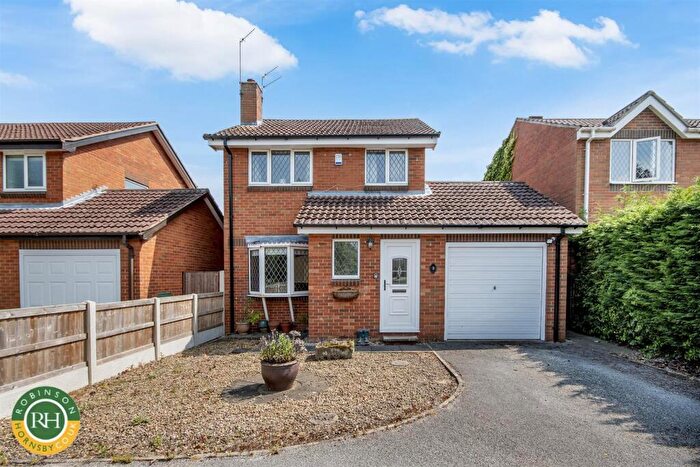 3 Bedroom Detached House For Sale In Gleneagles Drive, Doncaster, DN4