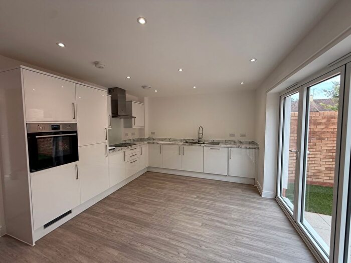 3 Bedroom End Of Terrace House For Sale In Barn Orchard, Colyton, EX24