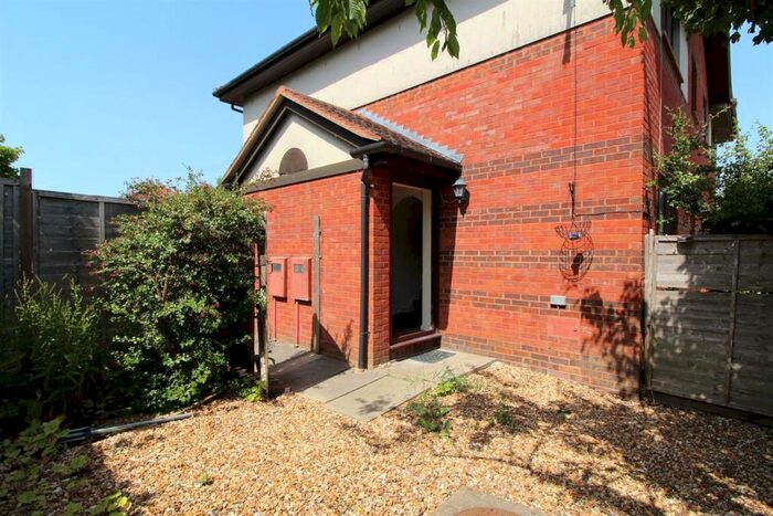 1 Bedroom House To Rent In Amherst Court, Willen, Milton Keynes, MK15