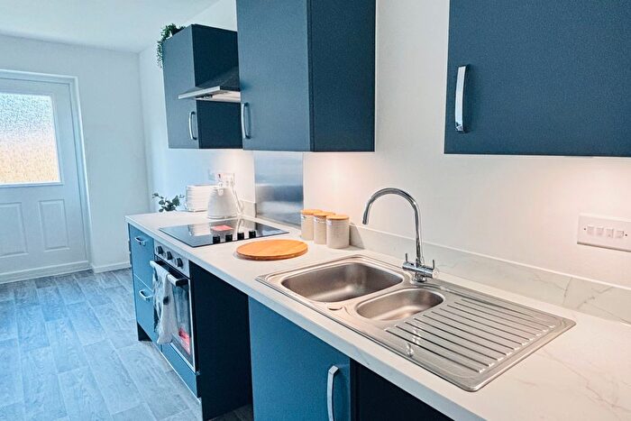 3 Bedroom Semi-Detached House For Sale In Lords Close, Giggleswick, BD24