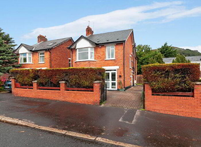 4 Bedroom Detached House For Sale In North Circular Road, Belfast, BT15