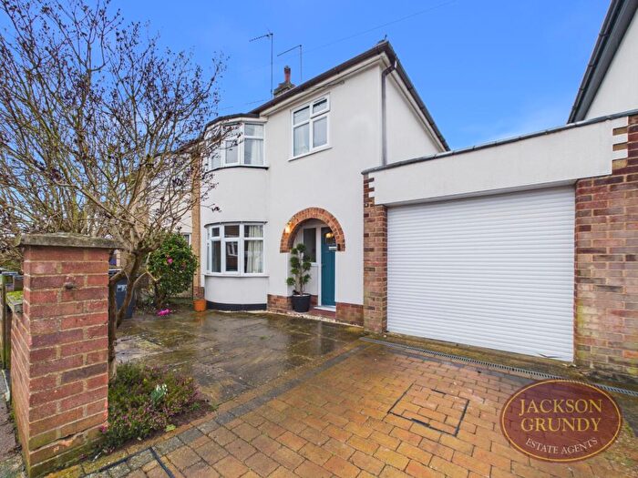 3 Bedroom Semi Detached House For Sale In Barons Way, Kingsthorpe, NN2