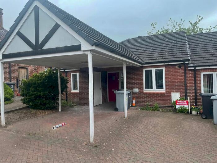 2 Bedroom Bungalow To Rent In Wall Lane, Nantwich, CW5