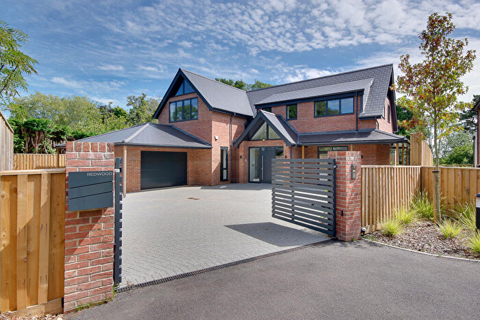 5 Bedroom Detached House For Sale In Jennys Lane, Lytchett Matravers, Poole, Dorset, BH16