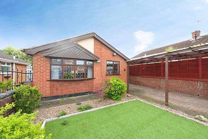 2 Bedroom Bungalow For Sale In Grenville Drive, Ilkeston, Derbyshire, DE7