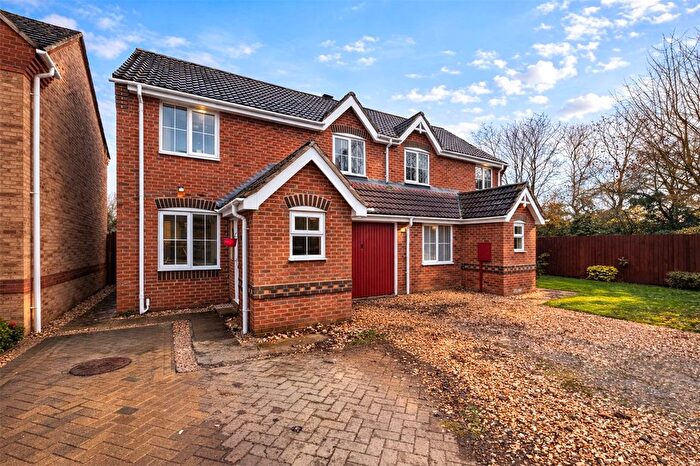 3 Bedroom Semi-Detached House For Sale In Shiregate, Metheringham, Lincoln, Lincolnshire, LN4