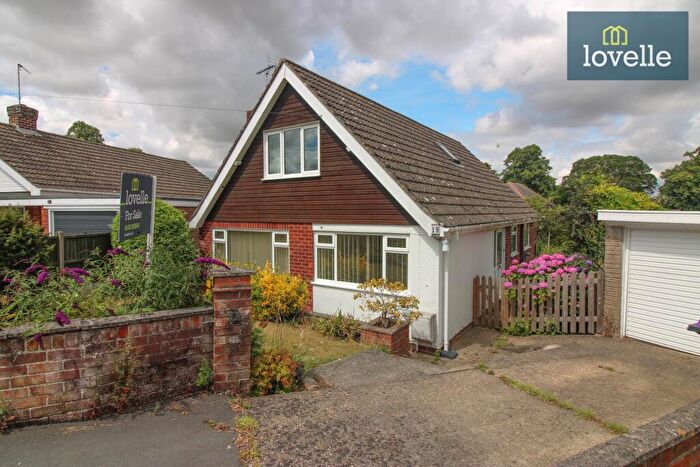 4 Bedroom Bungalow For Sale In Linda Crescent, Louth, LN11