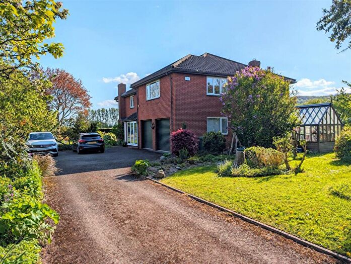 4 Bedroom Detached House For Sale In Dinmore, Hereford, HR4