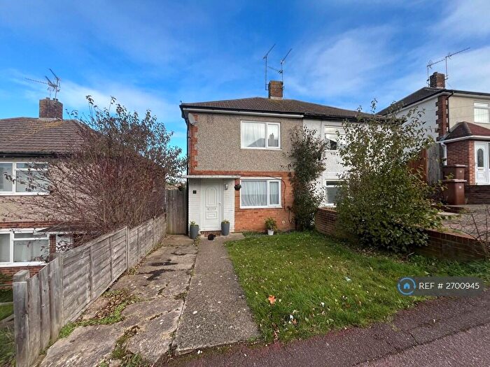 2 Bedroom Semi Detached House To Rent In Bankside, Chatham, ME5