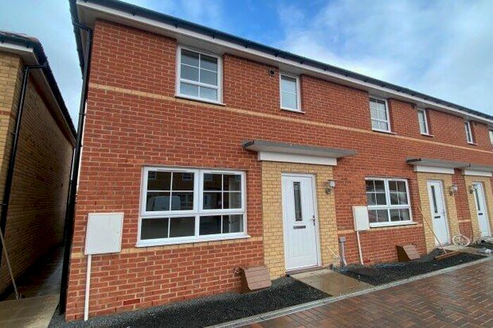 3 Bedroom Property To Rent In Bluebell Close, Cramlington, NE23
