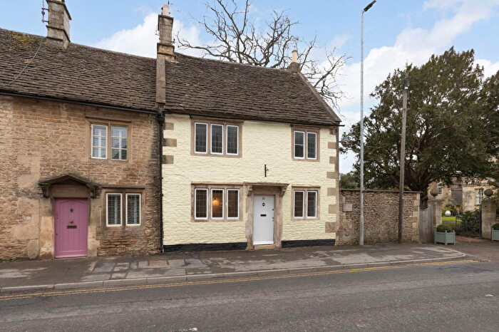 2 Bedroom End Of Terrace House For Sale In Pickwick, Corsham, SN13