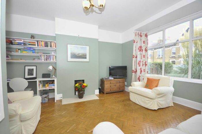2 Bedroom Flat To Rent In George Lane, London, SE13