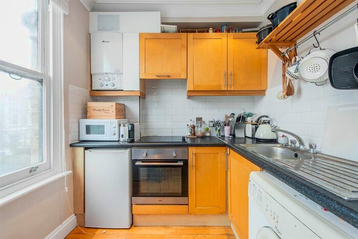 1 Bedroom Flat To Rent In Wray Crescent, Finsbury Park, N4