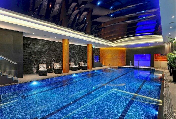 2 Bedroom Flat To Rent In Chelsea Creek, London, SW6