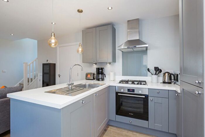 2 Bedroom Terraced House To Rent In Bradbourne Road, Sevenoaks, TN13