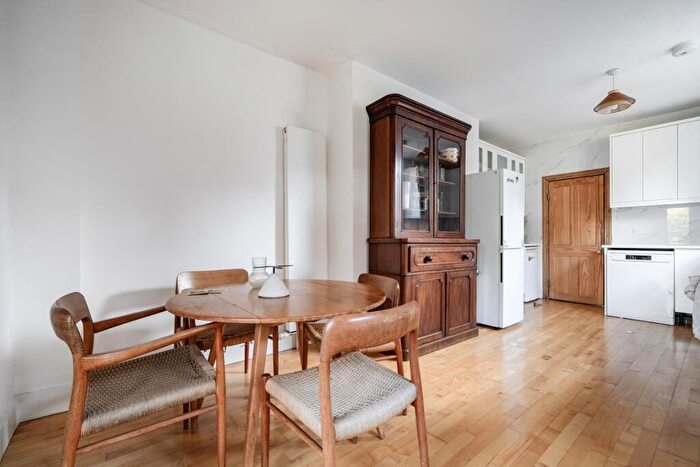 1 Bedroom House To Rent In Crook Road London, SE8