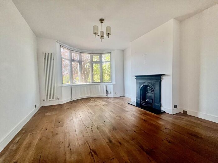 3 Bedroom Semi-Detached House To Rent In Rayners Lane, Pinner, HA5