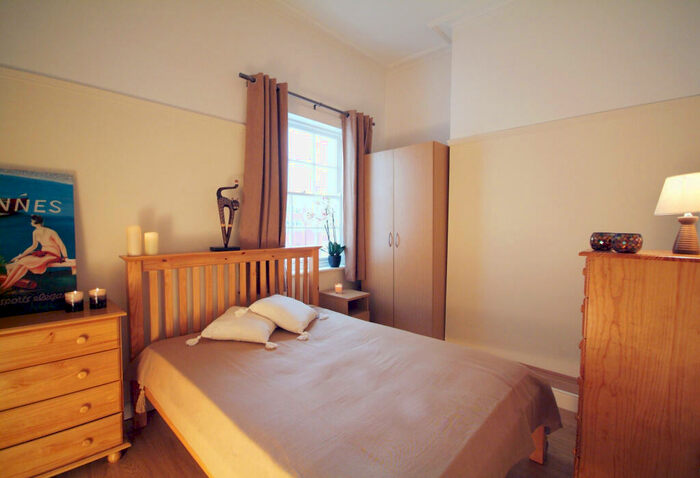 1 Bedroom Apartment To Rent In Apt, Bedford Place, SO15
