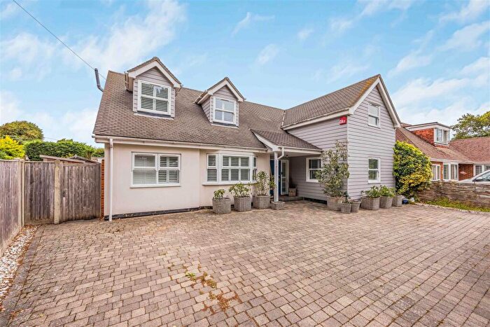 5 Bedroom Detached House For Sale In Hollow Lane, Hayling Island, PO11