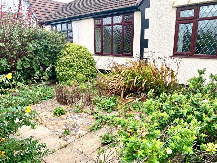 2 Bedroom Bungalow For Sale In Danefield Road, Wirral, Merseyside, CH49