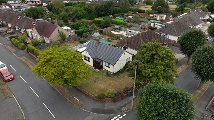 2 Bedroom Detached Bungalow For Sale In Greenmoor Road, Burbage, Leicestershire, LE10