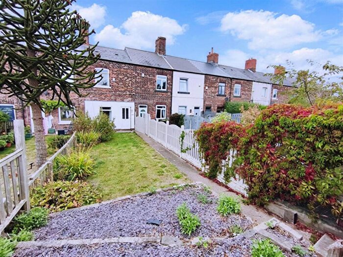 2 Bedroom Terraced House For Sale In Higham Common Road, Higham, S75