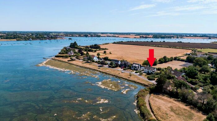 4 Bedroom Detached House For Sale In Harbour Way, Chidham, PO18