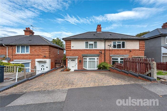 3 Bedroom Semi-Detached House For Sale In St. Heliers Road, Northfield, Birmingham, B31