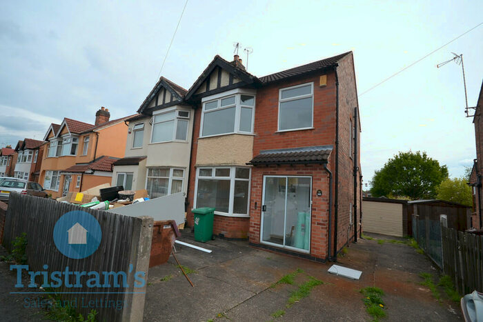 3 Bedroom Semi-Detached House To Rent In Charlbury Road, Nottingham, NG8