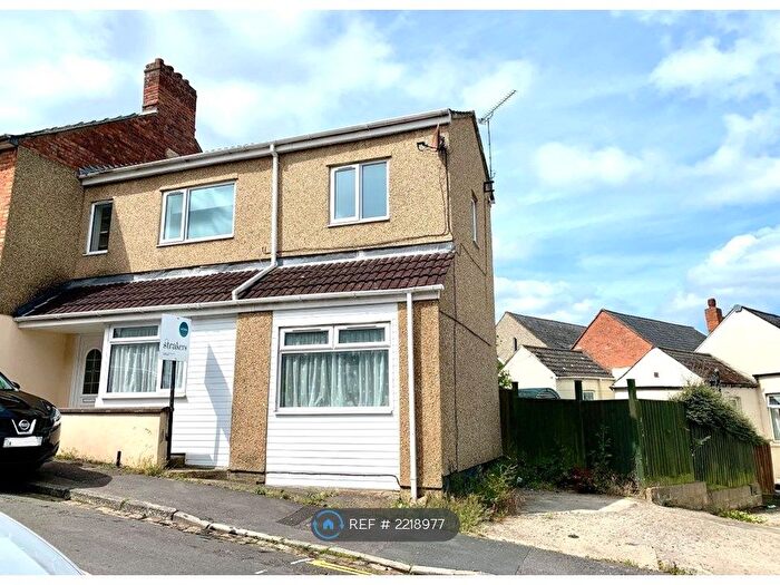 2 Bedroom End Of Terrace House To Rent In Dover Street, Swindon, SN1
