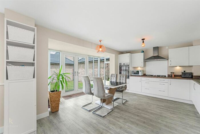 4 Bedroom Detached House For Sale In Shipton Road, Clitheroe, BB7