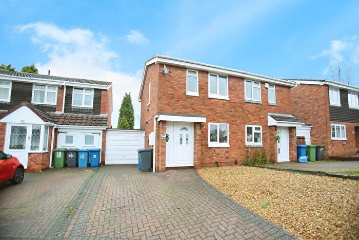 2 Bedroom Semi-Detached House For Sale In Grassholme, Wilnecote, B77