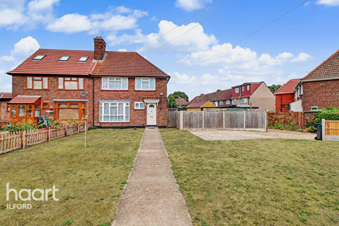 3 Bedroom Semi Detached House For Sale In Woodbridge Road, Barking, IG11