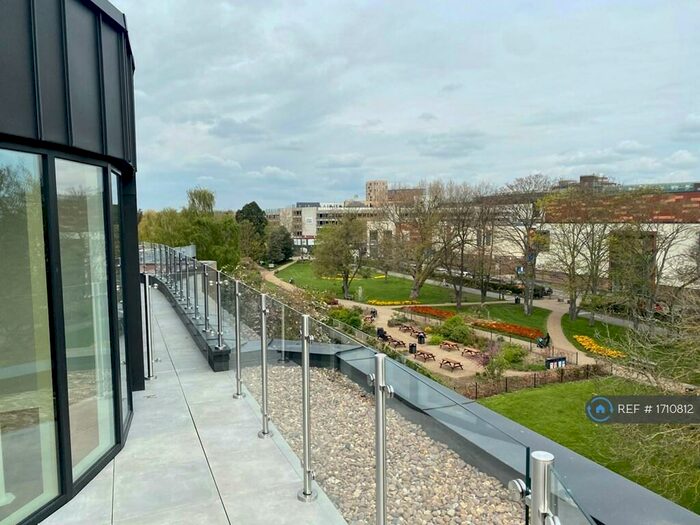 2 Bedroom Flat To Rent In New London Road, Chelmsford, CM2