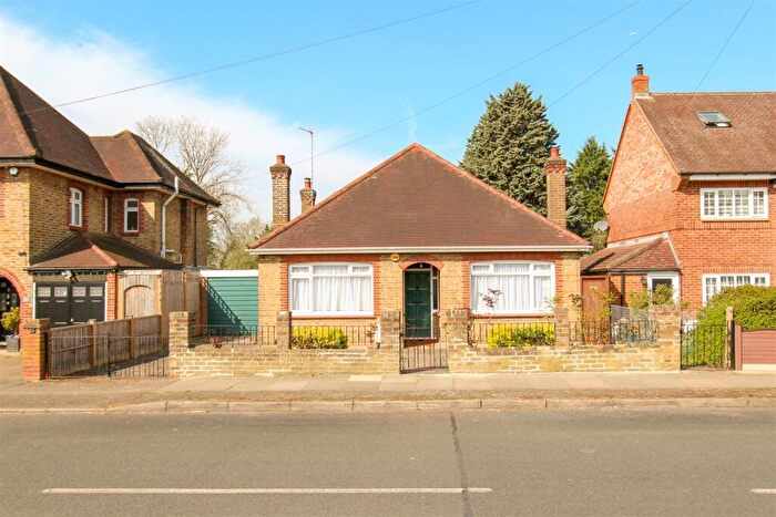 2 Bedroom Detached Bungalow To Rent In Elmbridge Drive, Ruislip, HA4
