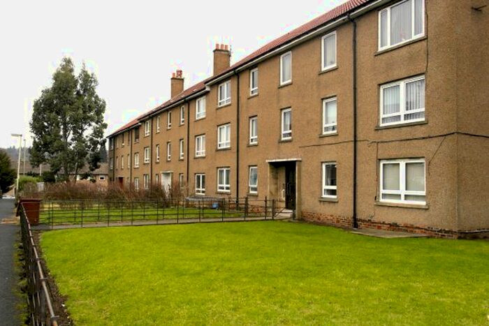 2 Bedroom Flat To Rent In Dunholm Road, Charleston, Dundee, DD2