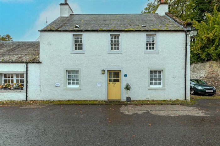 1 Bedroom Flat For Sale In Cathedral Street, Dunkeld, PH8