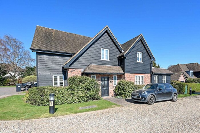 3 Bedroom End Of Terrace House For Sale In Old Nursery Close, Shenley, Radlett, WD7