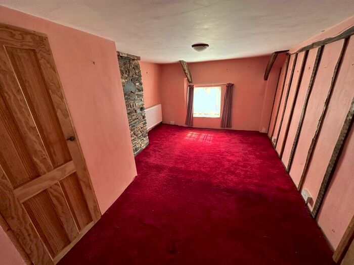 2 Bedroom Cottage For Sale In Inglenook Cottage, Bratton Clovelly, EX20