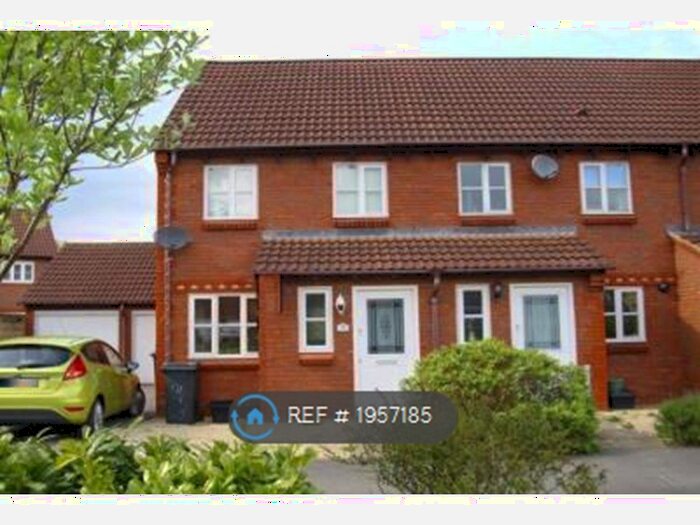 3 Bedroom Terraced House To Rent In Bridge Court, Westbury, BA13